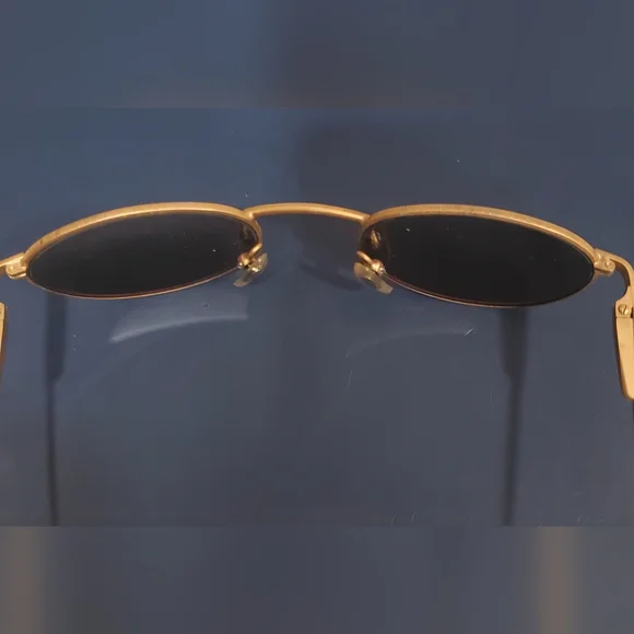 Fossil Vintage 1996 Brushed Gold Sunglasses - Picture 6 of 11